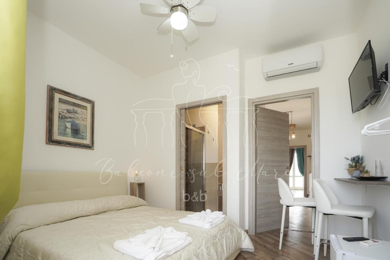 לינה וארוחת בוקר אוטרנטו Balconi Sul Mare מראה חיצוני תמונה